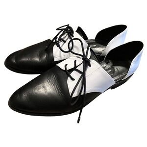 NINE WEST Watervelt Leather Black White Oxfords Lace Up Flats Women’s 6